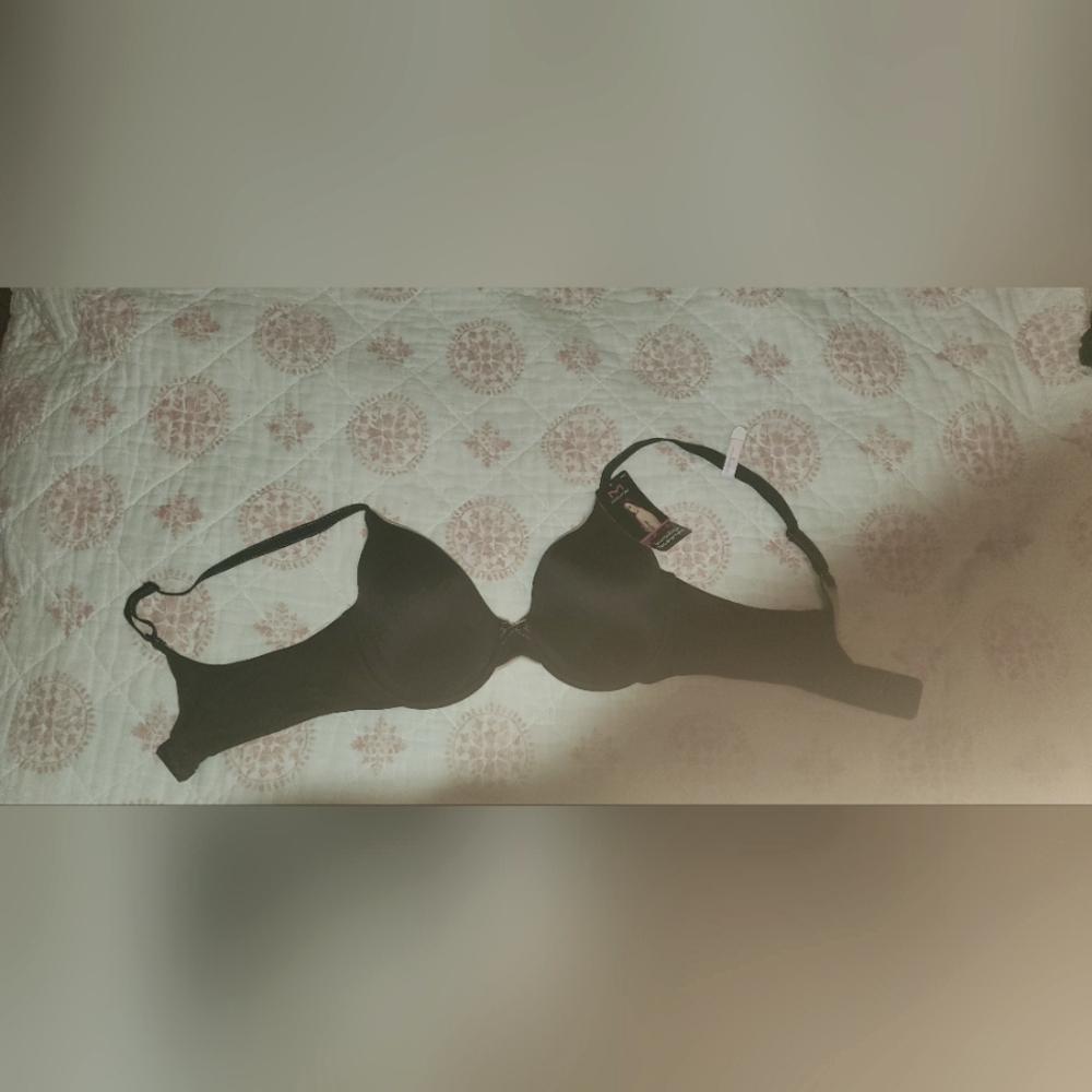 Maidenform bra